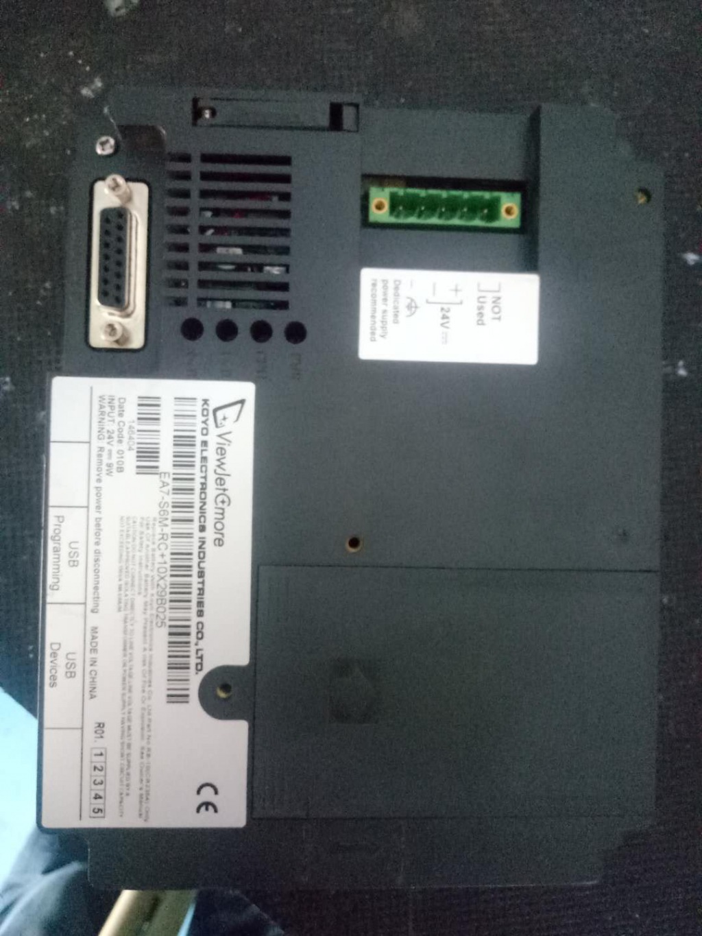 富士G9 系列改动来的方法 富士变频器G9S/P9S修改容量，类型，电压等级的方法： 按reset键+PRG键，出现C参数 按上箭头键或下箭头键找到C08=容量或>>键+PRG键U00，先修改 131=0.4G  132=0.75G……  136=5.5G/7.5P……141=22G/30P … 修改后按data键存储 用>>键+上箭头键修改C05=G/P类型    G=0,P=1 修改后按data键存储 富士G11 找到P02参数就可以改了， P02是电机铭牌的额定功率